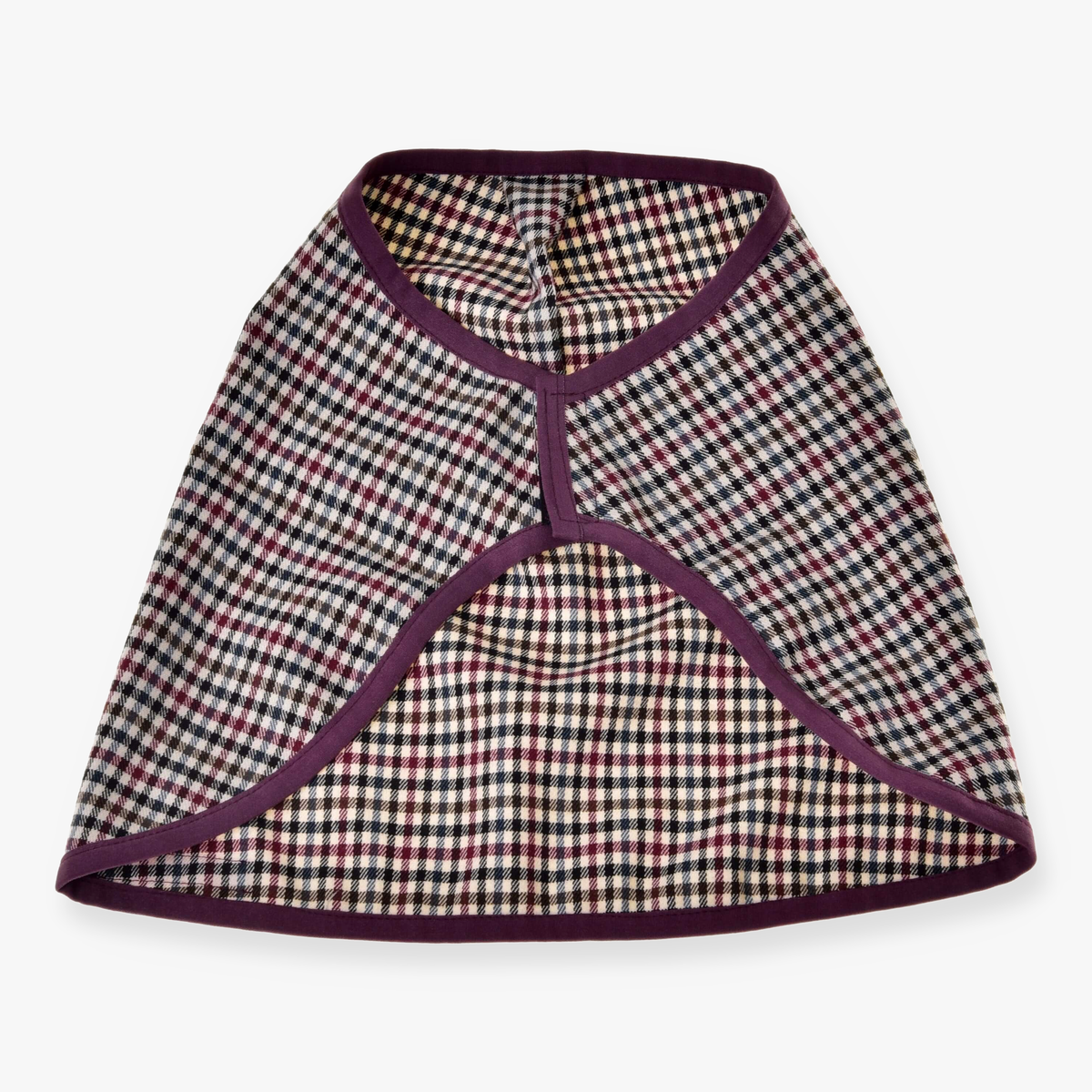 Hobby Horse Blanket western Colorado by LarDen seen from above, cream check in black, burgundy and blue with plum binding