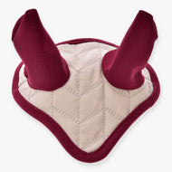 Bonnet d’oreilles Maroon Star de LarDen pour Hobby Horse, crème matelassé à chevrons, oreilles et bordure bordeaux