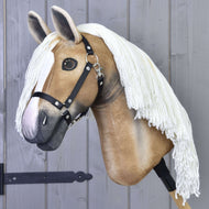 Hobby Horse Connie avec licol noir de LarDen, tête en peluche fauve doré à longue crinière crème en fil et liste blanche