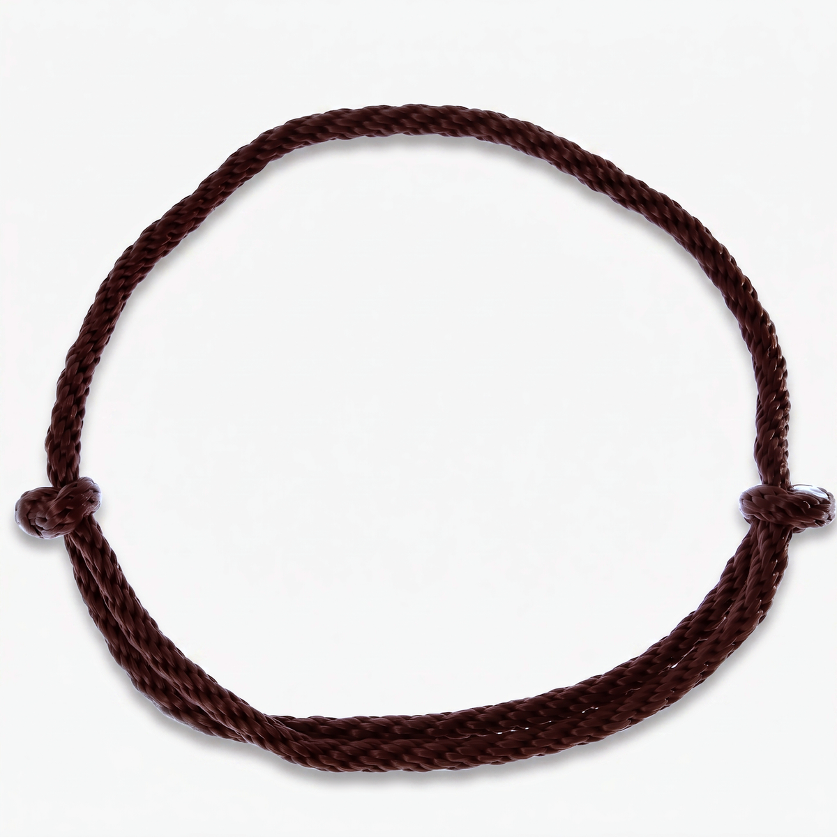 Hobby Horse Cordeo Chocolate van LarDen, halsring van donkerbruin gevlochten touw met twee schuifknopen, op wit