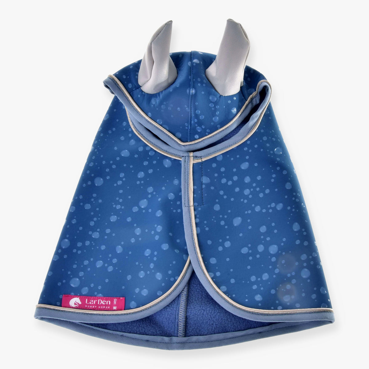 Hobby Horse regenjas Dolly (softshell) van LarDen van bovenaf, staalblauw met lichte druppels, grijze oren en blauwe fleecevoering