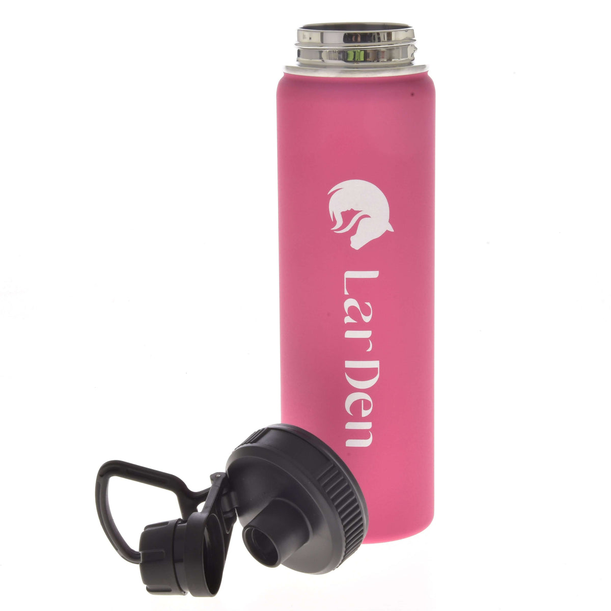 Roze fles met de zwarte dop losgedraaid ernaast, stalen hals en witte LarDen-letters